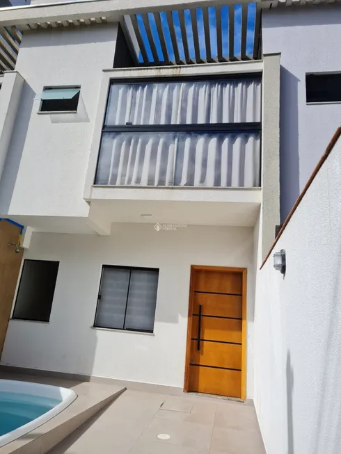 Foto 1 de Casa com 3 Quartos à venda, 110m² em Tabuleiro, Camboriú