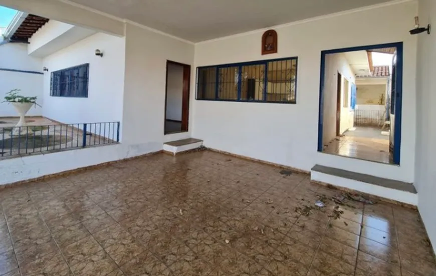 Foto 1 de Casa com 3 Quartos à venda, 156m² em Jardim Prudência, Bauru