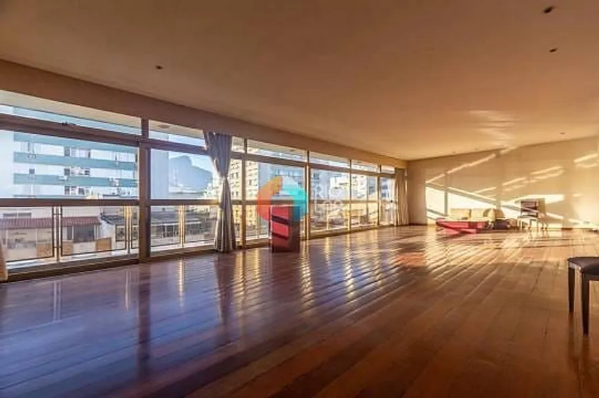 Foto 1 de Apartamento com 4 Quartos à venda, 270m² em Leblon, Rio de Janeiro