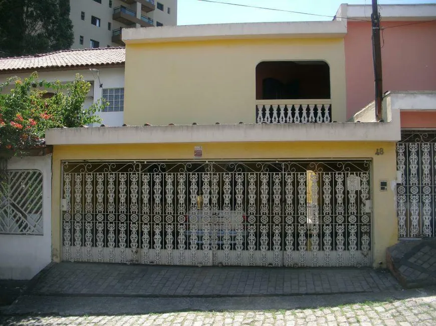 Foto 1 de Sobrado com 3 Quartos à venda, 189m² em Bangu, Santo André