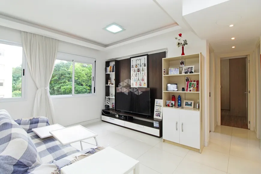 Foto 1 de Apartamento com 2 Quartos à venda, 67m² em Partenon, Porto Alegre