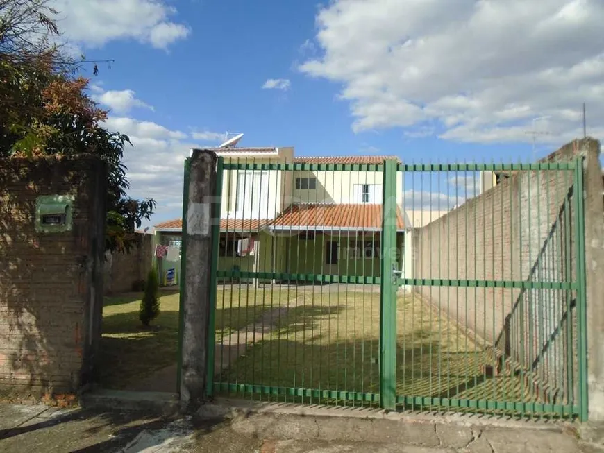 Foto 1 de Casa com 2 Quartos à venda, 150m² em Residencial Itamarati, São Carlos