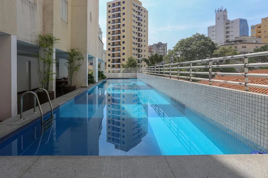 Foto 1 de Apartamento com 1 Quarto para alugar, 38m² em Bela Vista, São Paulo