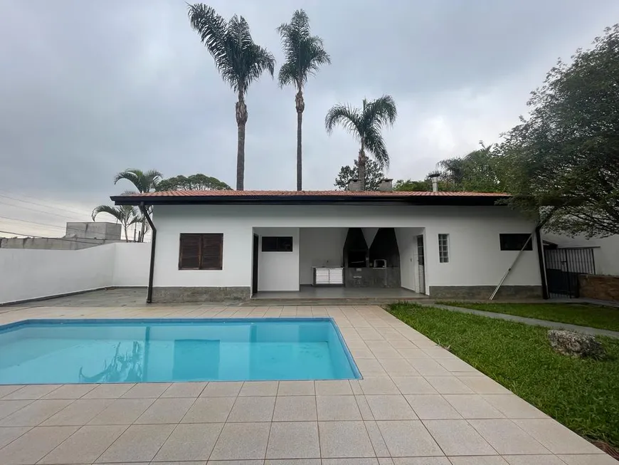 Foto 1 de Casa com 3 Quartos à venda, 771m² em Jardim do Golf I, Jandira