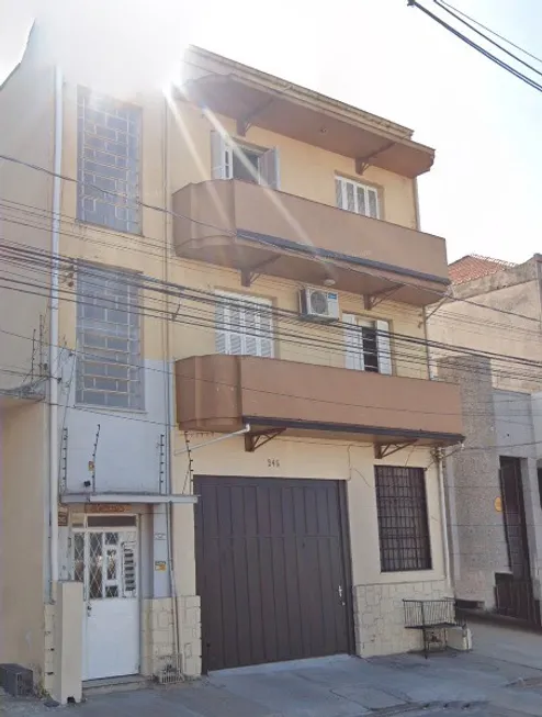 Foto 1 de Apartamento com 3 Quartos para alugar, 86m² em São João, Porto Alegre