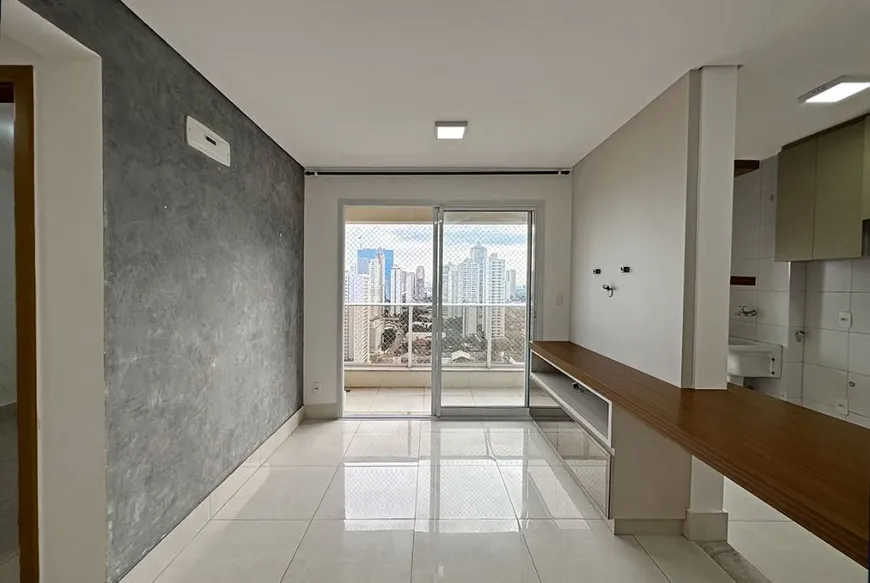 Foto 1 de Apartamento com 2 Quartos para alugar, 59m² em Setor Bueno, Goiânia