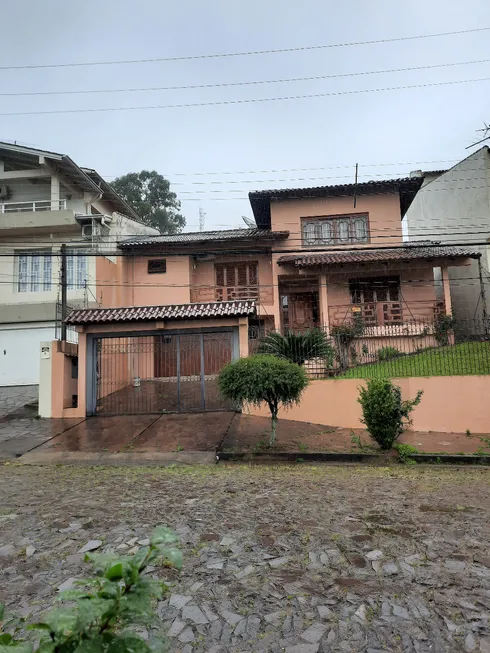 Foto 1 de Casa com 3 Quartos à venda, 287m² em Cristo Rei, São Leopoldo
