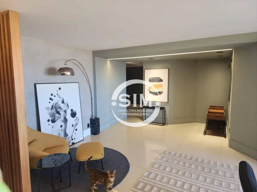 Foto 1 de Apartamento com 4 Quartos à venda, 250m² em Braga, Cabo Frio