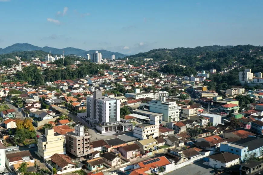 Foto 1 de Apartamento com 2 Quartos à venda, 66m² em Água Verde, Blumenau