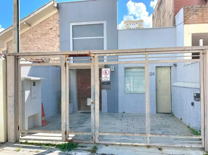 Foto 1 de Casa com 4 Quartos à venda, 182m² em Centro, Taubaté