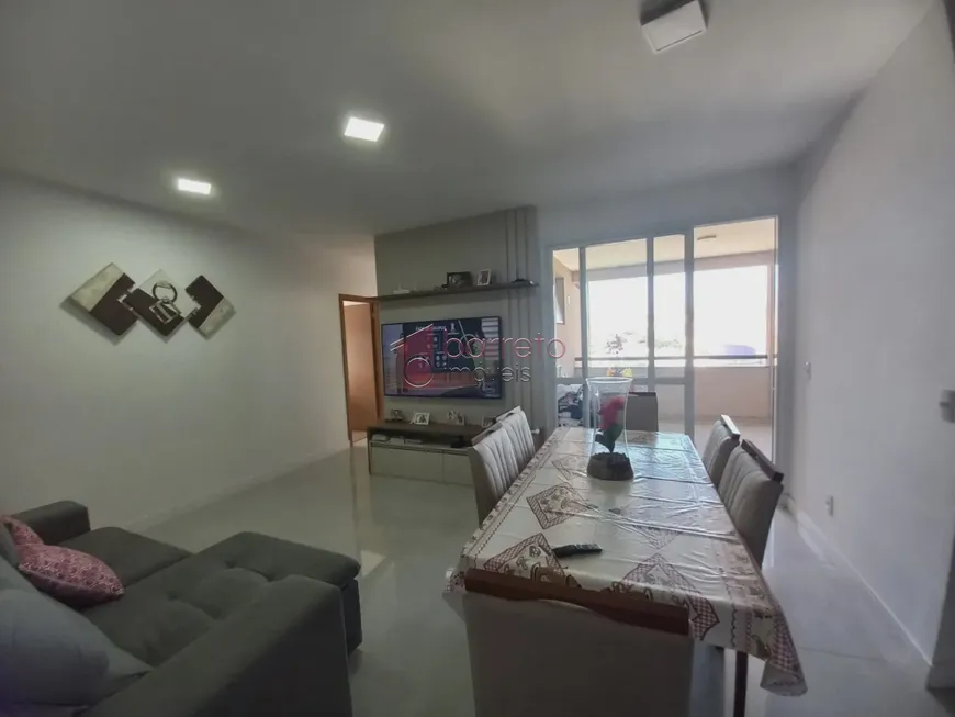 Foto 1 de Apartamento com 3 Quartos à venda, 101m² em Vila Galvao, Jundiaí