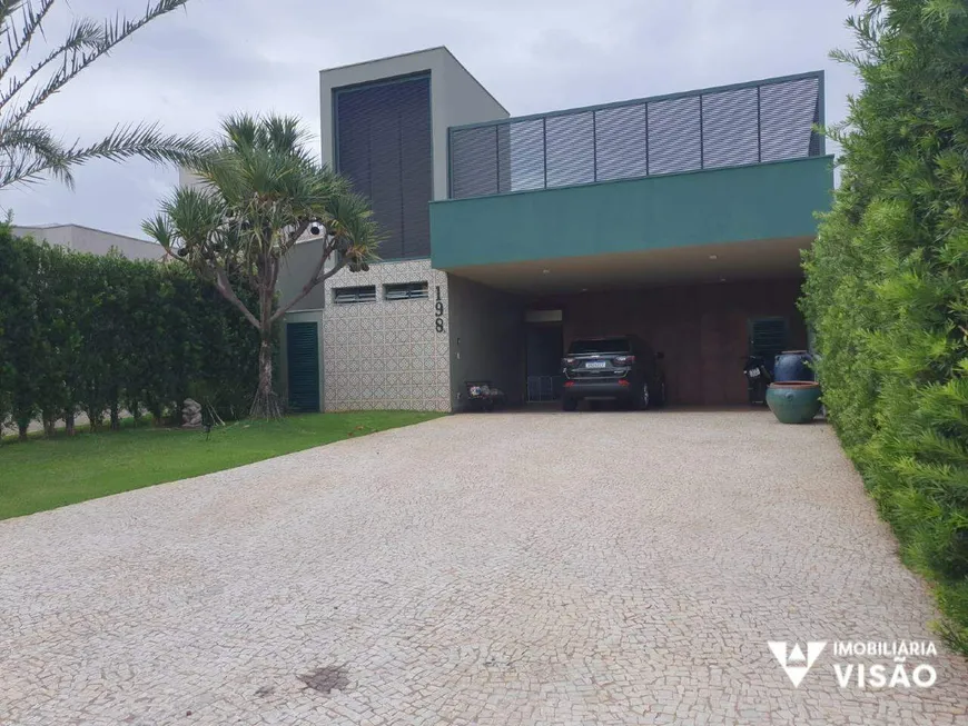 Foto 1 de Casa com 3 Quartos à venda, 315m² em Jardim do Lago, Uberaba