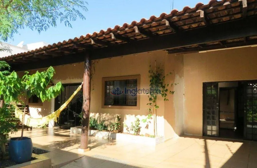 Foto 1 de Casa com 3 Quartos à venda, 144m² em Residencial Loris Sahyun, Londrina
