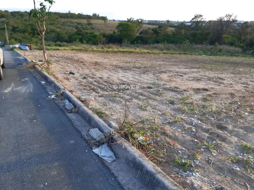 Foto 1 de Lote/Terreno à venda, 2000m² em Iporanga, Sorocaba