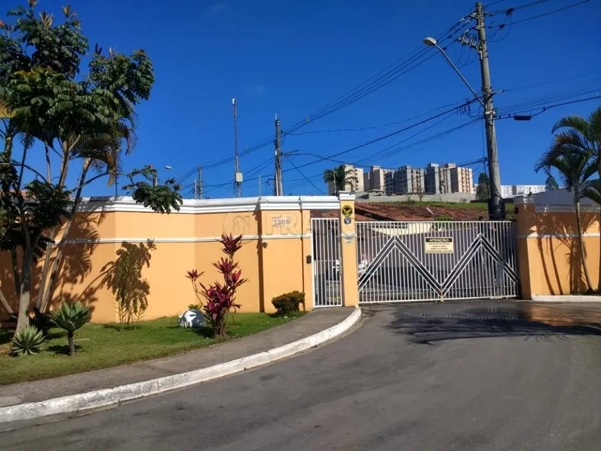 Foto 1 de Casa de Condomínio com 2 Quartos à venda, 62m² em Jardim Coleginho, Jacareí