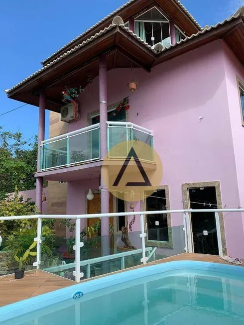 Foto 1 de Casa com 4 Quartos à venda, 361m² em Glória, Macaé