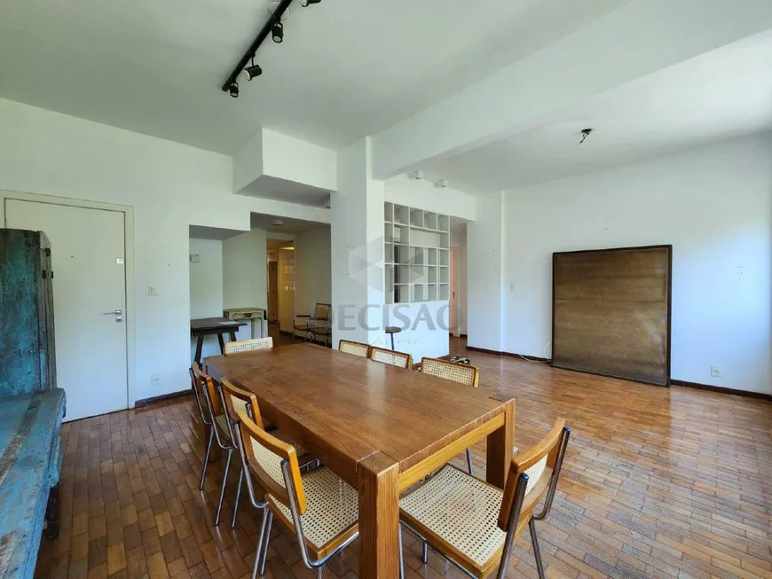 Foto 1 de Apartamento com 2 Quartos à venda, 108m² em Serra, Belo Horizonte