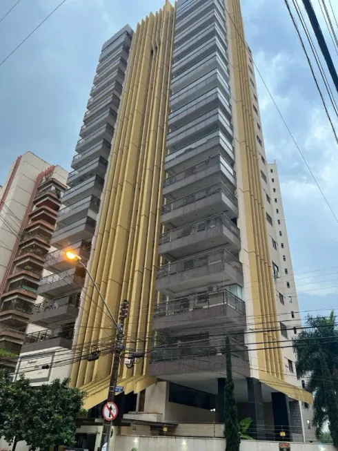 Foto 1 de Cobertura com 4 Quartos para venda ou aluguel, 310m² em Setor Bueno, Goiânia