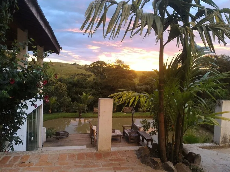 Foto 1 de Fazenda/Sítio com 3 Quartos à venda, 200m² em Vila Santa Catarina, Americana