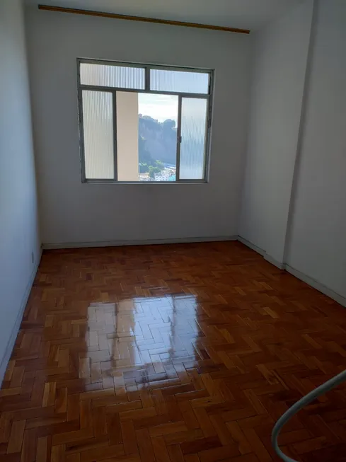 Foto 1 de Apartamento com 1 Quarto à venda, 50m² em Centro, Rio de Janeiro