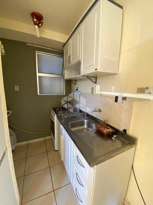 Foto 1 de Apartamento com 2 Quartos à venda, 39m² em Olaria, Canoas