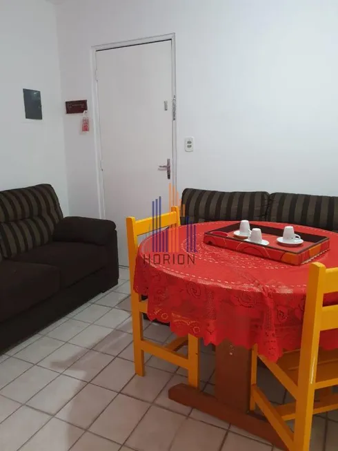 Foto 1 de Apartamento com 2 Quartos à venda, 60m² em Jardim Real, Praia Grande