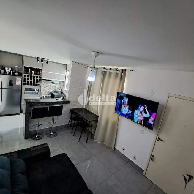 Foto 1 de Apartamento com 2 Quartos à venda, 44m² em Shopping Park, Uberlândia