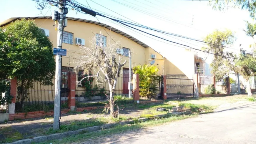 Foto 1 de Galpão/Depósito/Armazém à venda, 320m² em Jardim Floresta, Porto Alegre