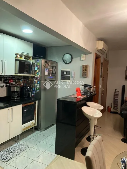 Foto 1 de Apartamento com 2 Quartos à venda, 59m² em Cristal, Porto Alegre