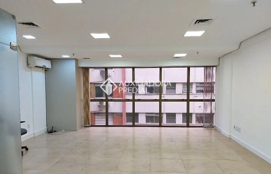 Foto 1 de Sala Comercial para alugar, 59m² em Auxiliadora, Porto Alegre