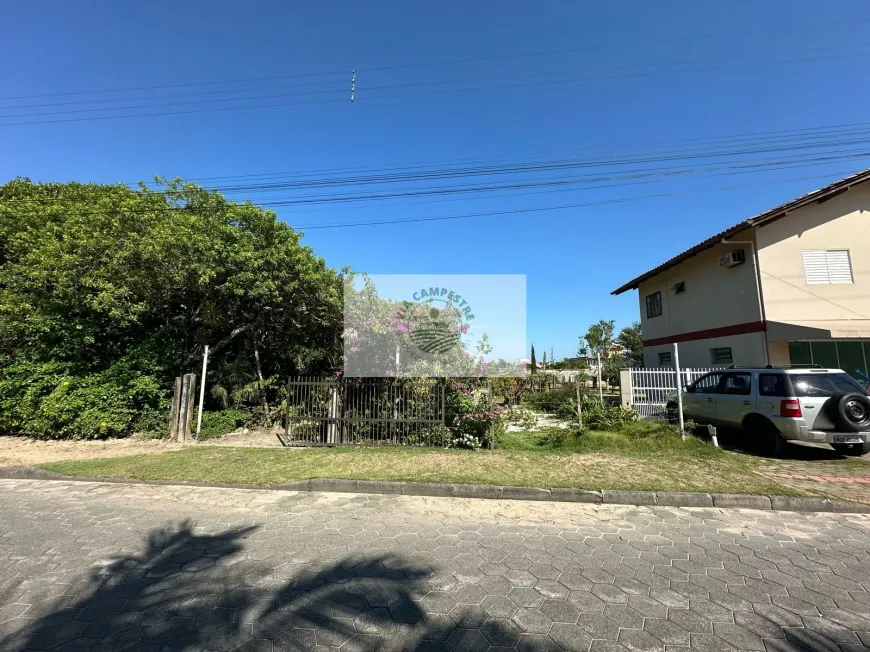 Foto 1 de Lote/Terreno à venda, 420m² em Praia do Ervino, São Francisco do Sul