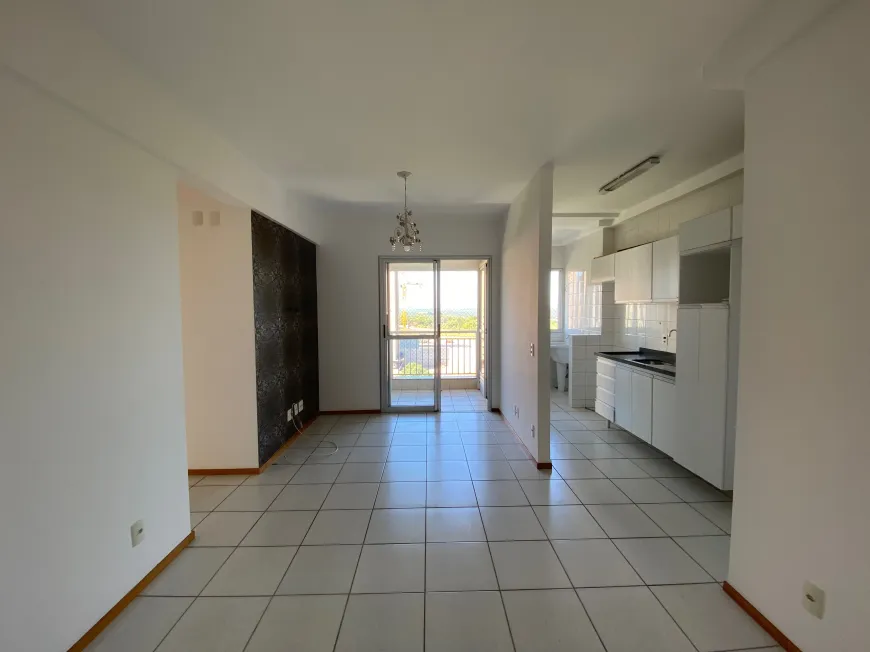 Foto 1 de Apartamento com 3 Quartos à venda, 69m² em Aurora, Londrina