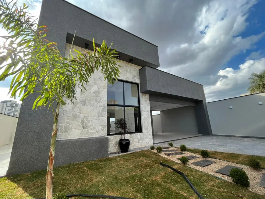 Foto 1 de Casa com 3 Quartos à venda, 200m² em Jardim Atlântico, Goiânia