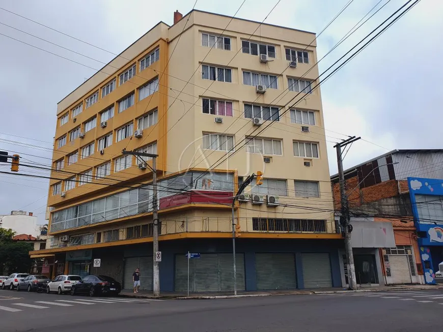 Foto 1 de Ponto Comercial com 2 Quartos à venda, 269m² em Floresta, Porto Alegre