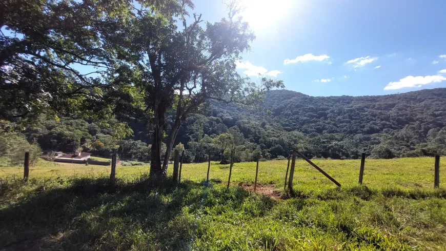 Foto 1 de Lote/Terreno à venda, 681m² em Calemba, Santo Amaro da Imperatriz