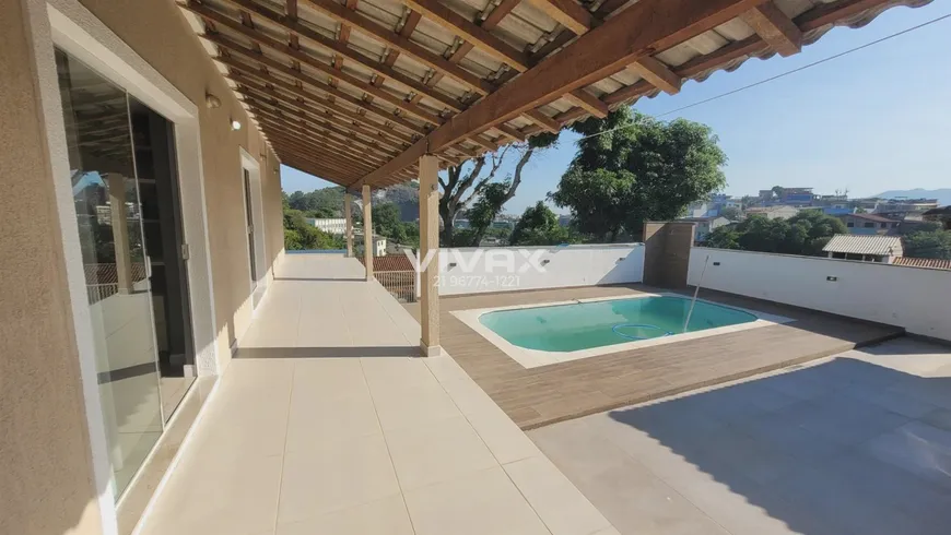 Foto 1 de Casa com 3 Quartos à venda, 350m² em Freguesia- Jacarepaguá, Rio de Janeiro