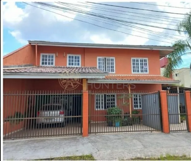 Foto 1 de Casa com 6 Quartos à venda, 300m² em Jardim Iririú, Joinville