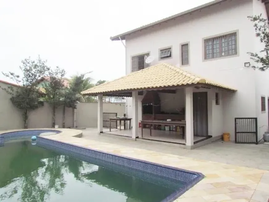 Foto 1 de Casa com 3 Quartos à venda, 95m² em Jardim Marcia II, Peruíbe