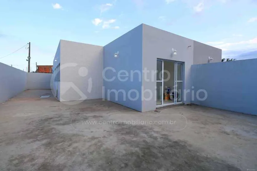 Foto 1 de Casa com 2 Quartos à venda, 65m² em Jardim Caraminguava, Peruíbe