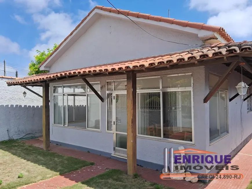 Foto 1 de Casa com 2 Quartos à venda, 78m² em Areal, Araruama