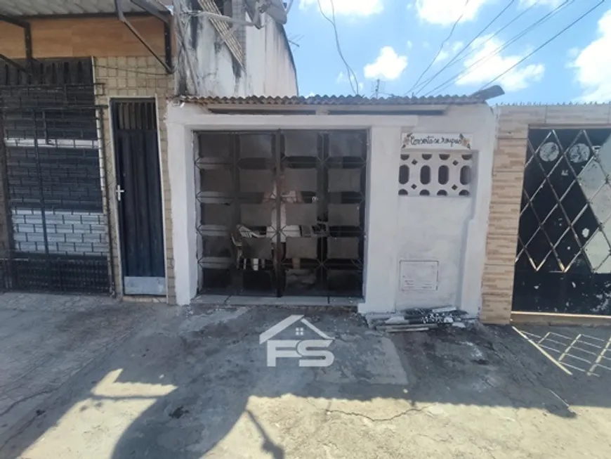 Foto 1 de Casa com 2 Quartos à venda, 80m² em Jardim América, Fortaleza