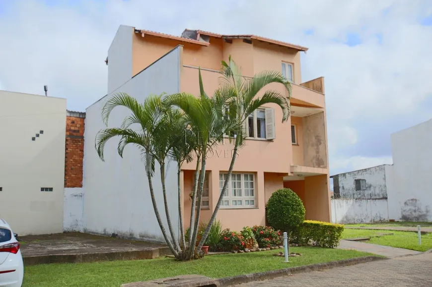 Foto 1 de Casa de Condomínio com 3 Quartos à venda, 224m² em Jardim Itú Sabará, Porto Alegre