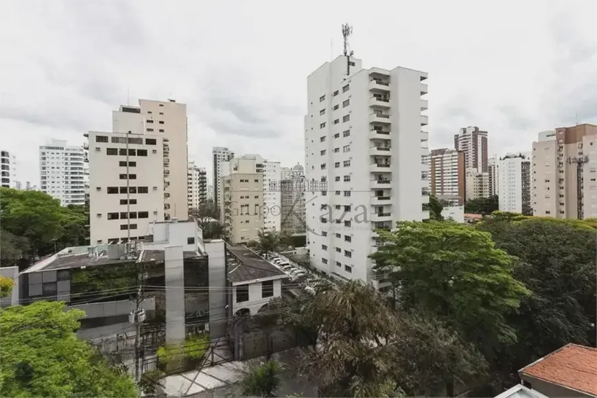 Foto 1 de Apartamento com 4 Quartos à venda, 228m² em Planalto Paulista, São Paulo