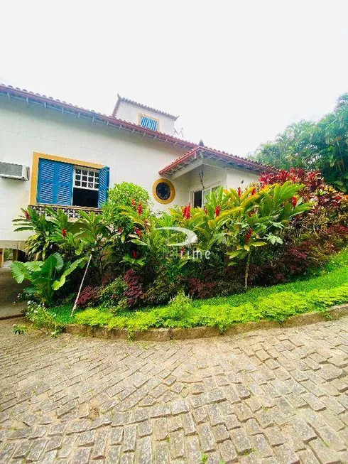 Foto 1 de Fazenda/Sítio com 4 Quartos à venda, 415m² em Vila Progresso, Niterói