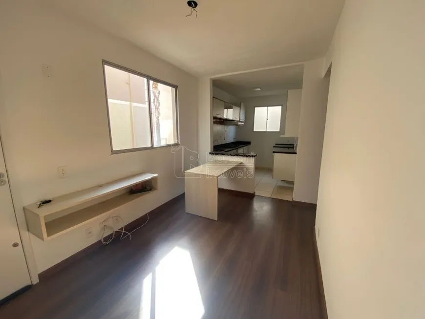 Foto 1 de Apartamento com 2 Quartos à venda, 51m² em Jardim Universal, Araraquara