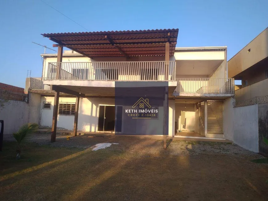 Foto 1 de Sobrado com 3 Quartos à venda, 300m² em , Chapada dos Guimarães