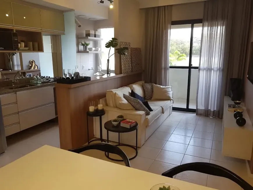 Foto 1 de Apartamento com 2 Quartos à venda, 52m² em Del Castilho, Rio de Janeiro