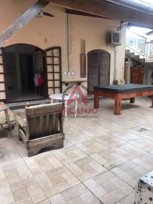 Foto 1 de Casa com 4 Quartos à venda, 260m² em Barra da Lagoa, Ubatuba