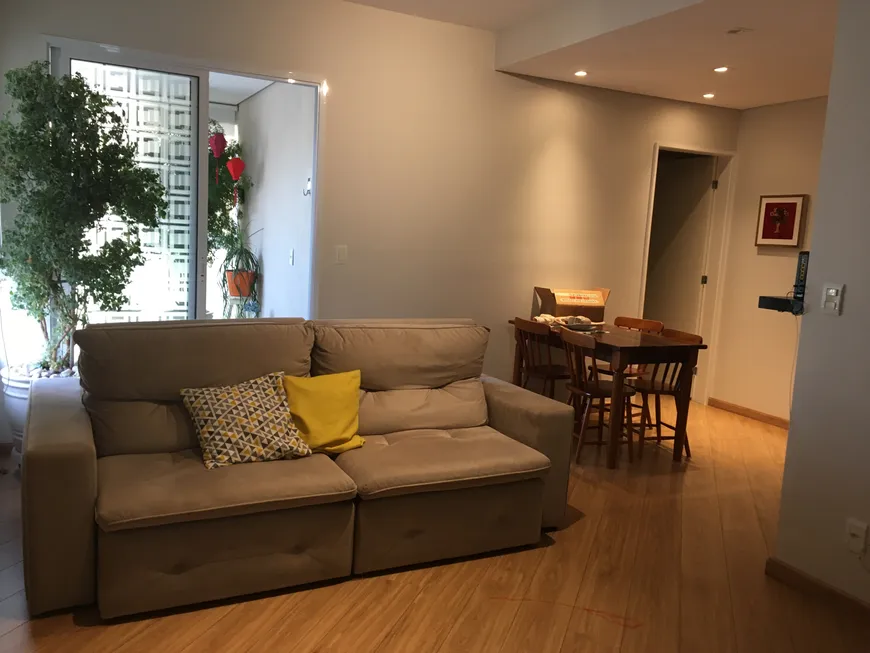 Foto 1 de Apartamento com 2 Quartos à venda, 78m² em Higienópolis, São Paulo