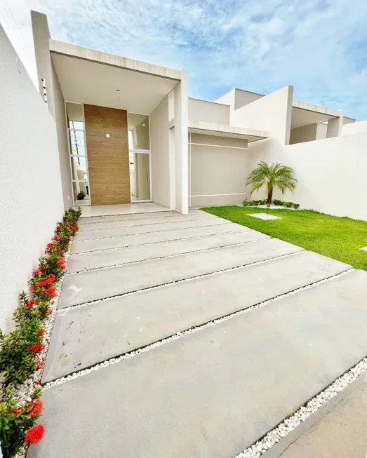 Foto 1 de Casa com 3 Quartos à venda, 108m² em Messejana, Fortaleza